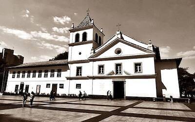 MASTER’S DISSERTATION: The Organistic Activity in Colonial Brazil and Its Relations with Portugal by Felipe Antônio Bernardo makes mention of the organist Handel Cecilio – São Paulo, 2016