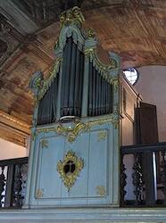 THE DIAMANTINA SETECENTIST ORGAN: In Search of the Identity of this Instrument